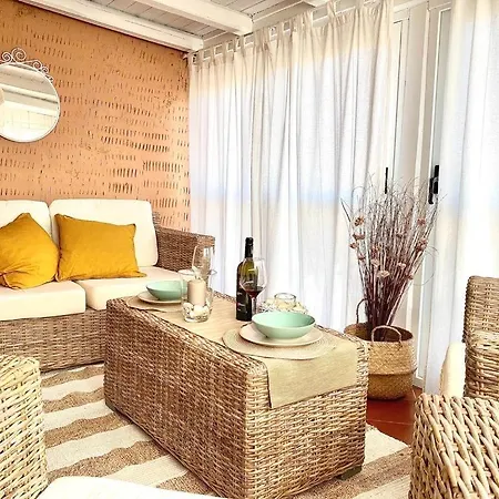 Vittoria San Teodoro, A 2 Minuti Dalle Spiagge